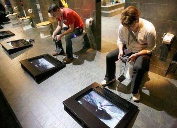 15 ludicrous toilets.