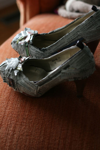 Make shoes with waste paper really chic.